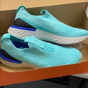 BRAND NEW, NEVER WORN😍 NIKE EPIC PHANTOM REACT